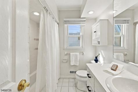 11 Freeman Place West Orange NJ 07052