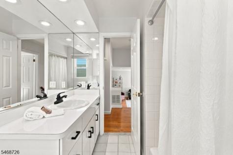 11 Freeman Place West Orange NJ 07052