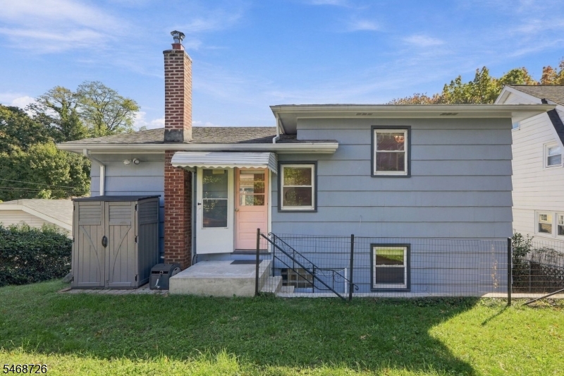 11 Freeman Place West Orange NJ 07052
