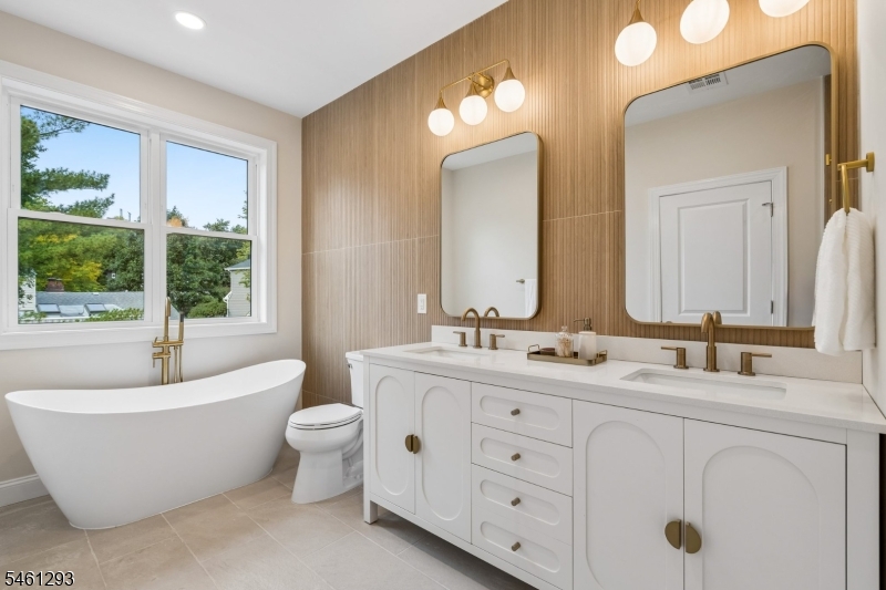 16 Alcott Drive Livingston NJ 07039