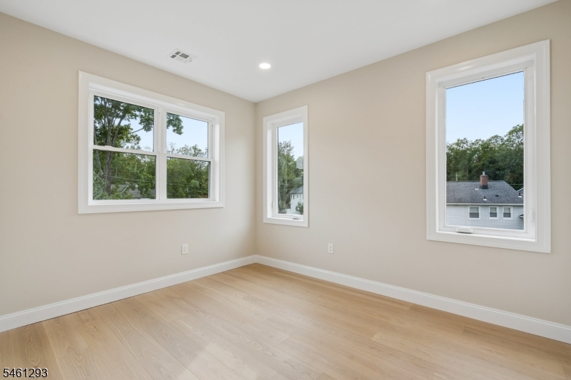 16 Alcott Drive Livingston NJ 07039