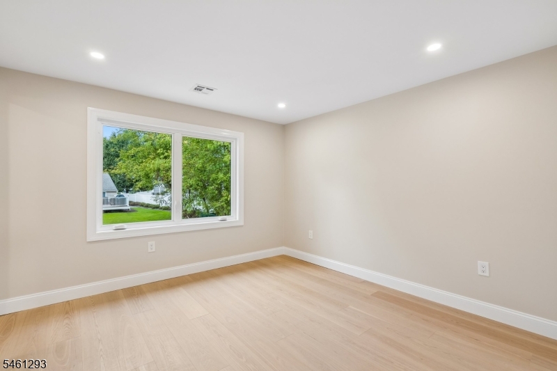16 Alcott Drive Livingston NJ 07039