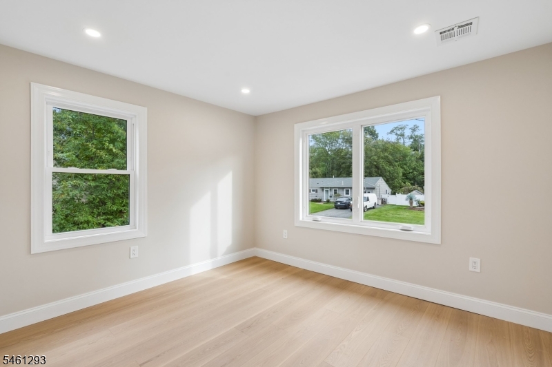 16 Alcott Drive Livingston NJ 07039