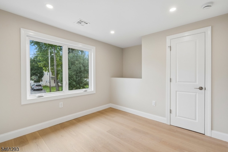 16 Alcott Drive Livingston NJ 07039