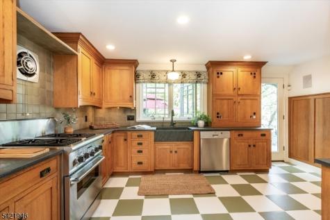 5 Fairview Terrace Maplewood NJ 07040