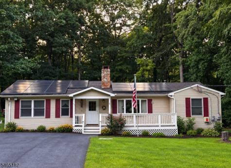 979 Owassa Road Stillwater NJ 07860