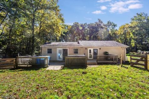 979 Owassa Road Stillwater NJ 07860