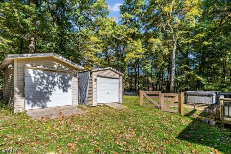979 Owassa Road Stillwater NJ 07860