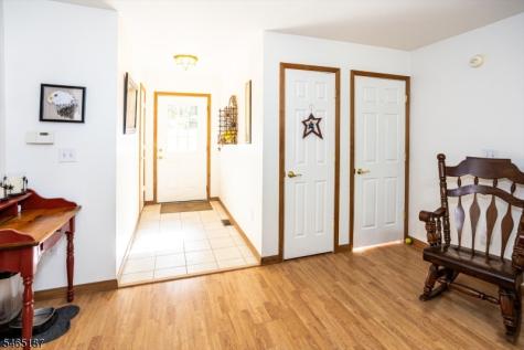 979 Owassa Road Stillwater NJ 07860