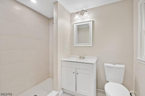 13 Hunters Lane Byram NJ 07821