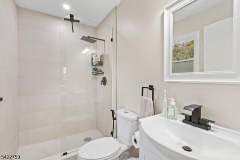 13 Hunters Lane Byram NJ 07821