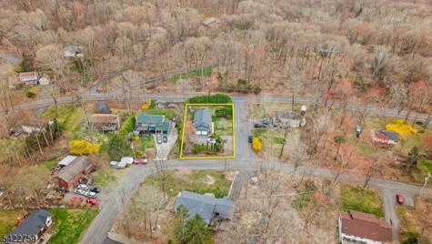 13 Hunters Lane Byram NJ 07821