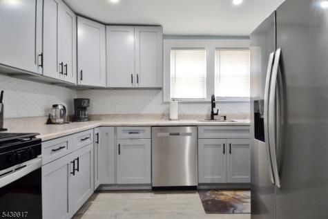 17 Brown Street Nutley NJ 07110
