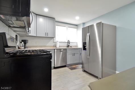 17 Brown Street Nutley NJ 07110