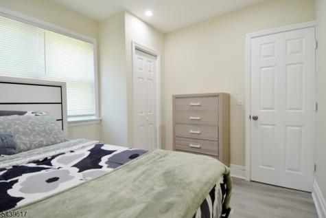 17 Brown Street Nutley NJ 07110
