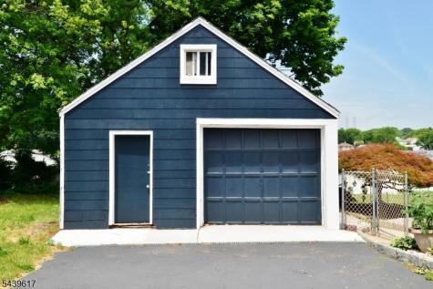 17 Brown Street Nutley NJ 07110