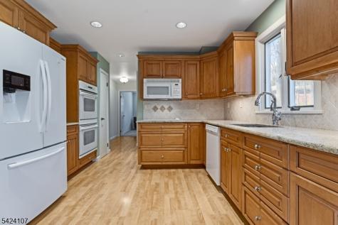 140 Flintlock Road Parsippany-troy Hills NJ 07950
