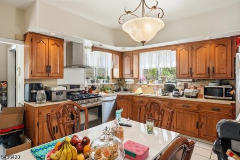 33 Pulaski Place Hackensack NJ 07601