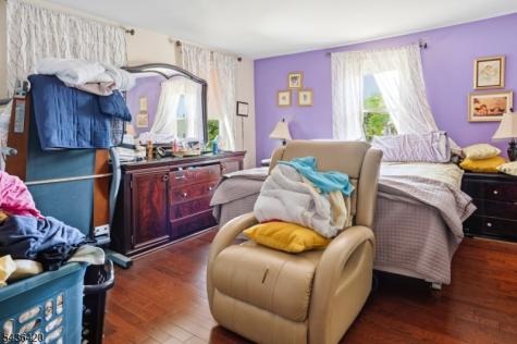 33 Pulaski Place Hackensack NJ 07601