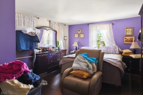 33 Pulaski Place Hackensack NJ 07601