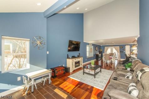15 Sachem Road Jefferson NJ 07849