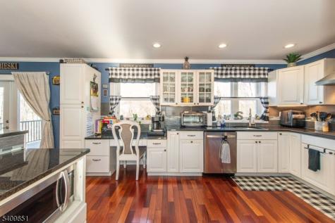 15 Sachem Road Jefferson NJ 07849