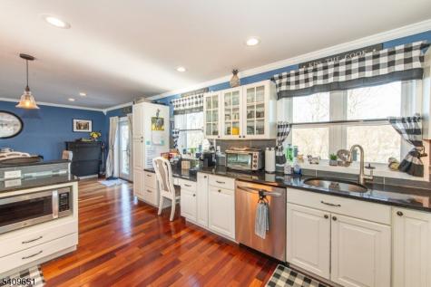 15 Sachem Road Jefferson NJ 07849