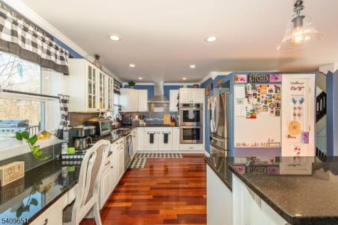 15 Sachem Road Jefferson NJ 07849
