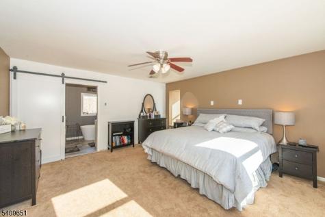 15 Sachem Road Jefferson NJ 07849