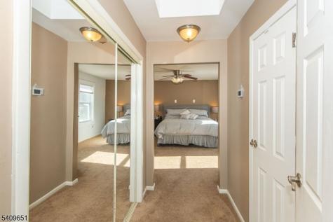 15 Sachem Road Jefferson NJ 07849