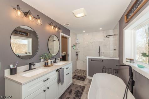 15 Sachem Road Jefferson NJ 07849