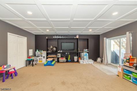 15 Sachem Road Jefferson NJ 07849