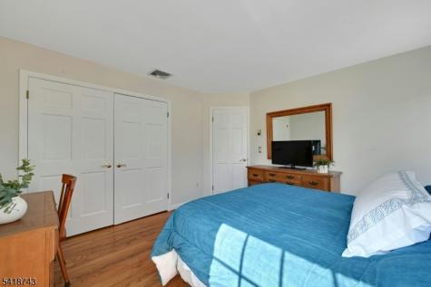37 Hidden Glen Drive Sparta NJ 07871