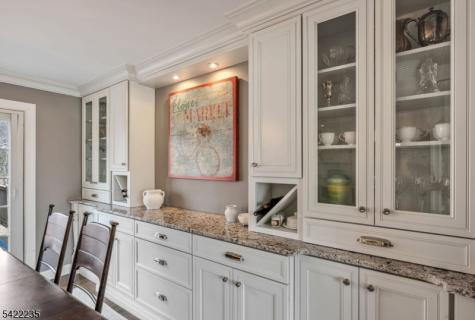 9 Oxford Drive Livingston NJ 07039