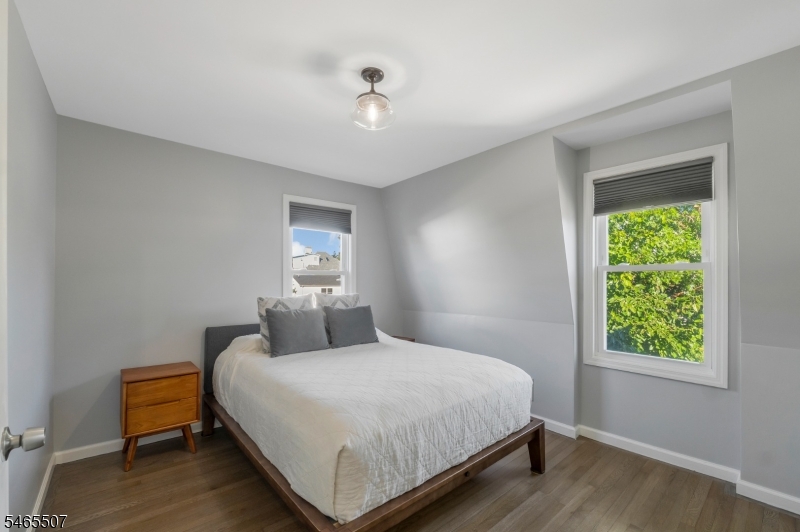 208 Walnut Street Roselle Park NJ 07204