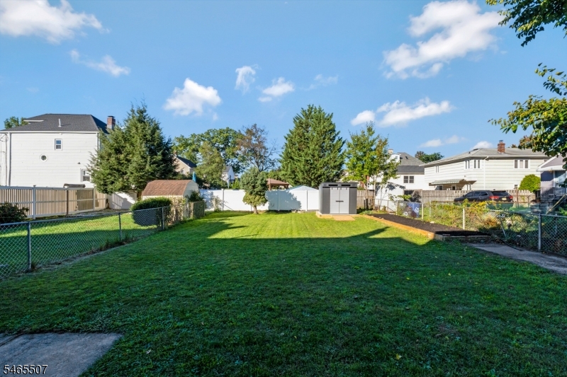 208 Walnut Street Roselle Park NJ 07204