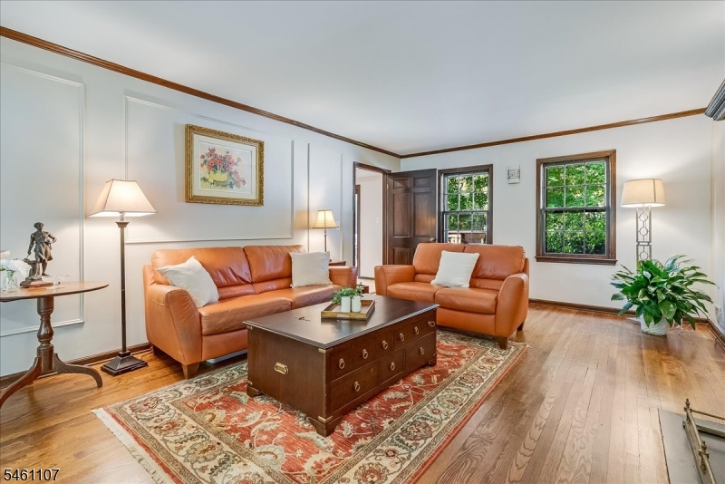 9 Canterbury Way Morris NJ 07960