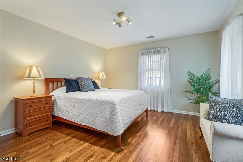 9 Canterbury Way Morris NJ 07960