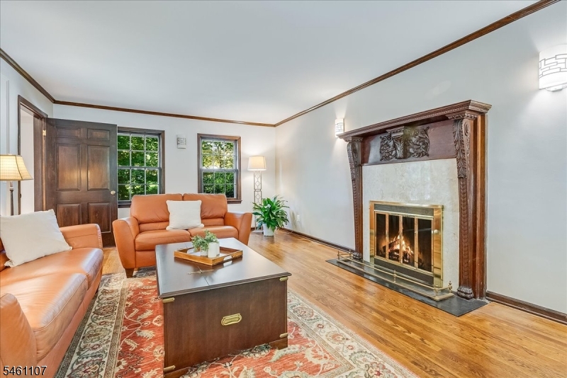 9 Canterbury Way Morris NJ 07960