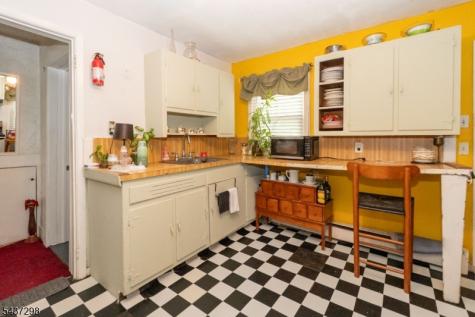 204 Vine Street Roselle NJ 07203