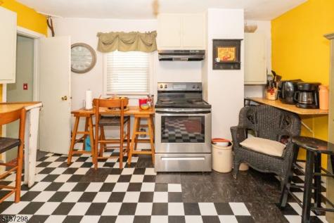 204 Vine Street Roselle NJ 07203