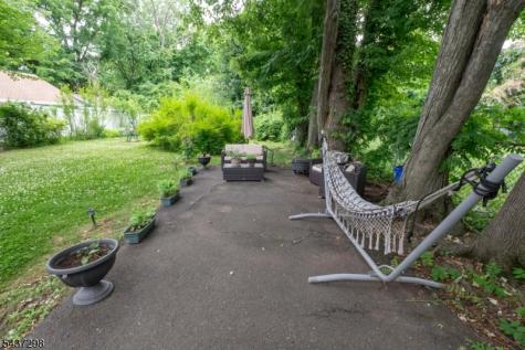 204 Vine Street Roselle NJ 07203