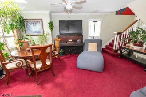 204 Vine Street Roselle NJ 07203