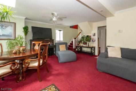 204 Vine Street Roselle NJ 07203