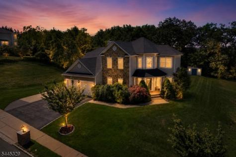 154 Tanglewood Pass Jefferson NJ 07849
