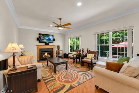 154 Tanglewood Pass Jefferson NJ 07849