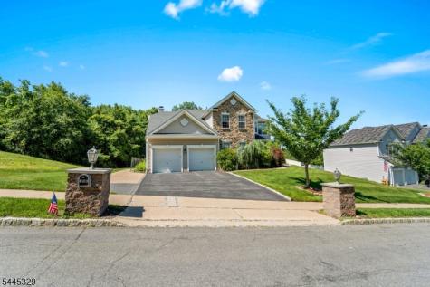 154 Tanglewood Pass Jefferson NJ 07849