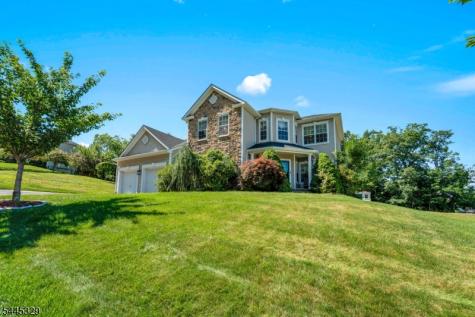 154 Tanglewood Pass Jefferson NJ 07849