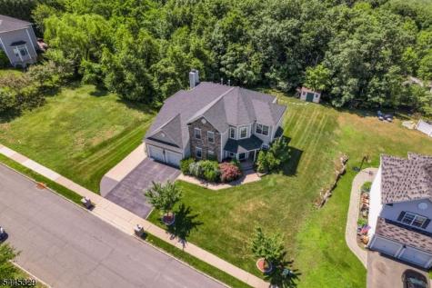 154 Tanglewood Pass Jefferson NJ 07849