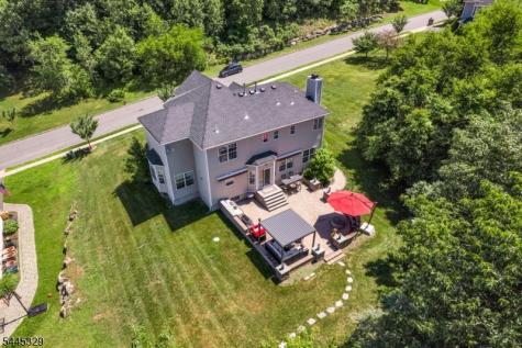 154 Tanglewood Pass Jefferson NJ 07849